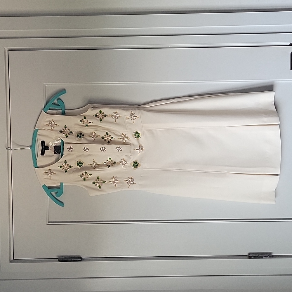 BANANA White Dress with Beads